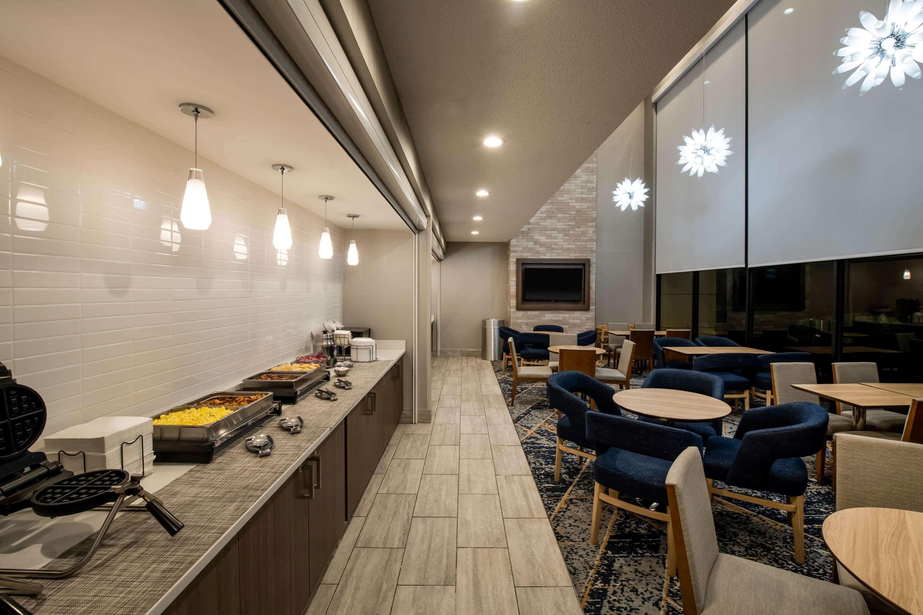 Hotel Baymont By Wyndham White Plains - Elmsford Exterior foto