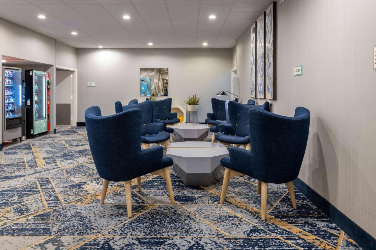Hotel Baymont By Wyndham White Plains - Elmsford Exterior foto